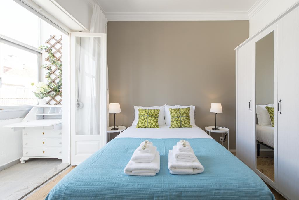 Vista Espetacular Baixa E Rio Apartment Lisbon Luaran gambar